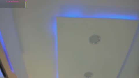 Nikki  online show from 10, 3, 2025