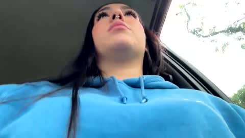 Nikki  online show from 12, 10, 2025