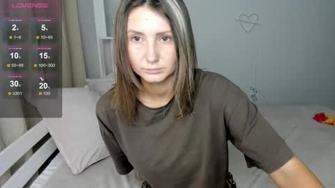 nikkikiss__ online show from 25, 10, 2025