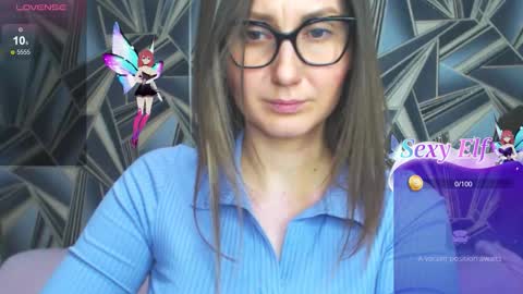 Snapshot of nikkikiss___ chatting on 4, 2, 2026 nikkikiss___ online show from 4, 2, 2026