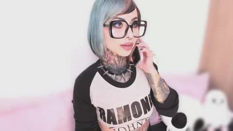 Snapshot of nikkiramone chatting on 7, 10, 2025 Nikki Ramone online show from 7, 10, 2025