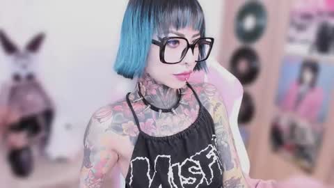 Snapshot of nikkiramone chatting on 18, 3, 2026 Nikki Ramone online show from 18, 3, 2026