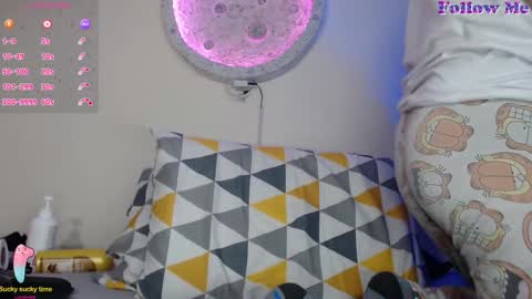 Nikky online show from 5, 12, 2024