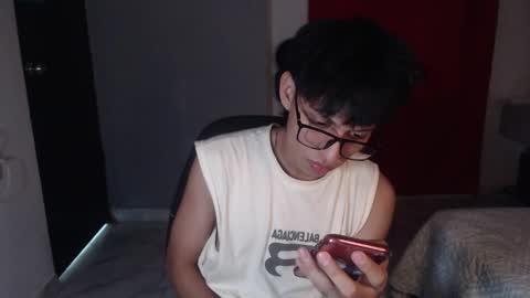 Snapshot of niklaus_wolf chatting on 29, 9, 2025 niklaus_wolf online show from 29, 9, 2025