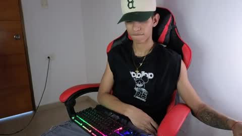 niklaus_wolf online show from 19, 4, 2026