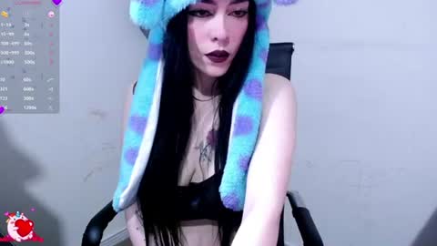 Snapshot of nikolleslut chatting on 31, 7, 2026 nikolleslut online show from 31, 7, 2026