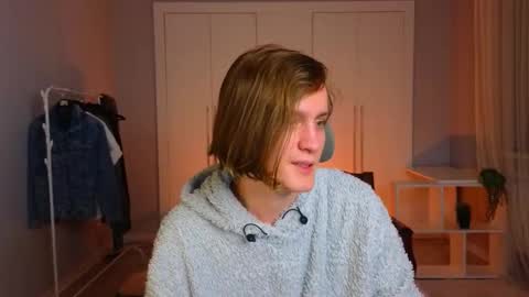 Snapshot of nikompell chatting on 11, 3, 2025 niko online show from 11, 3, 2025