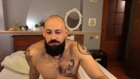 Snapshot of nikompell chatting on 16, 11, 2025 niko online show from 16, 11, 2025