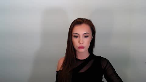 nikonara_ online show from 2, 11, 2025