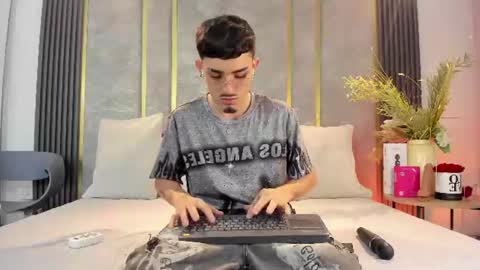 Niko Stone online show from 15, 7, 2026