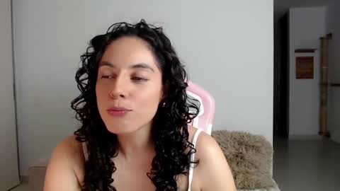 niky_blue online show from 1, 2, 2025