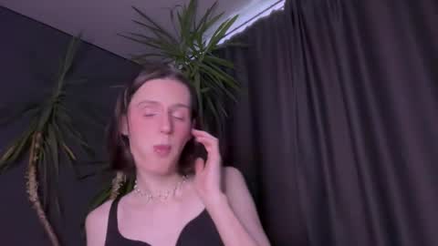 Niky online show from 7, 6, 2026