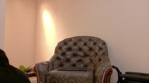  NIKY SMIT  online show from 8, 3, 2025