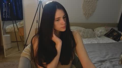 Jennet online show from 8, 11, 2025