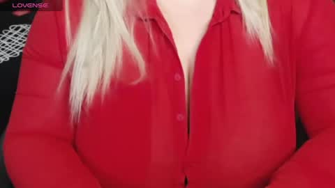 Snapshot of nimphoteasex chatting on 8, 5, 2026 Blonde Nimpho online show from 8, 5, 2026