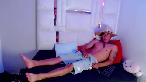 NINA AND COBY online show from 22, 4, 2026