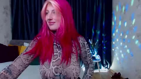 Nina online show from 10, 11, 2025