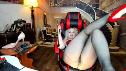 Nina online show from 11, 2, 2026