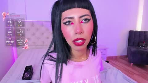 Nina Fox  online show from 22, 4, 2026