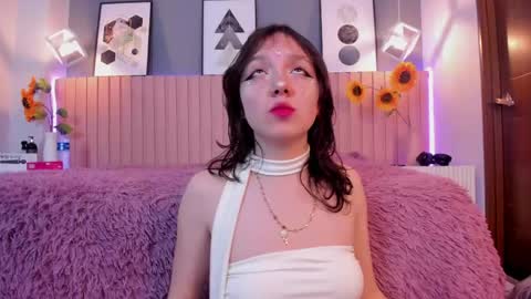 nina_ford_ online show from 29, 4, 2026