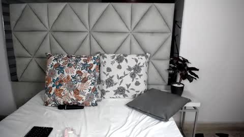 Snapshot of nina_pons chatting on 23, 1, 2025  Nina  online show from 23, 1, 2025