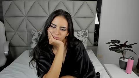 Snapshot of nina_pons chatting on 12, 3, 2025  Nina  online show from 12, 3, 2025