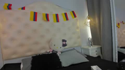 Nina  online show from 4, 7, 2026