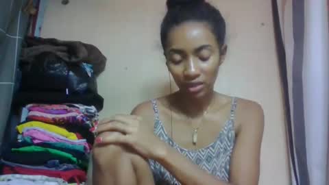 ninaeaa online show from 14, 4, 2026