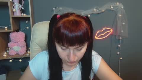 Snapshot of ninaflawlees chatting on 18, 9, 2025 ninaflawlees online show from 18, 9, 2025