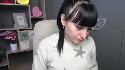 Snapshot of ninaflawlees chatting on 2, 5, 2026 ninaflawlees online show from 2, 5, 2026