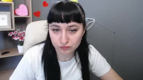 Snapshot of ninaflawlees chatting on 12, 5, 2026 ninaflawlees online show from 12, 5, 2026