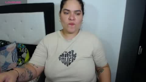 NinaFuentes online show from 5, 8, 2026