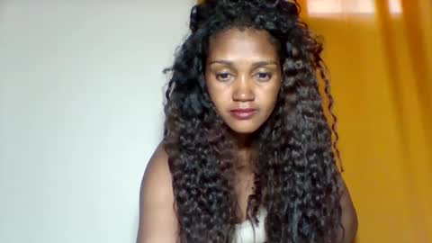 Snapshot of ninah_rise chatting on 19, 9, 2025 ninah_rise online show from 19, 9, 2025