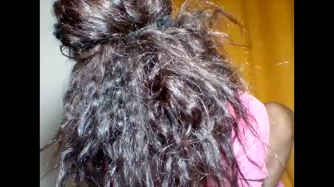 Snapshot of ninah_rise chatting on 22, 9, 2025 ninah_rise online show from 22, 9, 2025