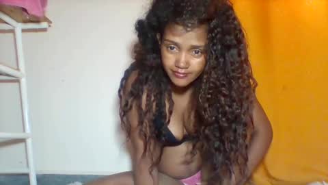 Snapshot of ninah_rise chatting on 31, 10, 2025 ninah_rise online show from 31, 10, 2025