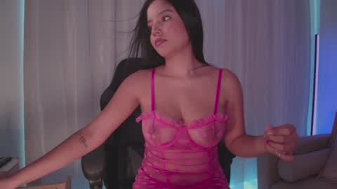  Nina  online show from 16, 1, 2025