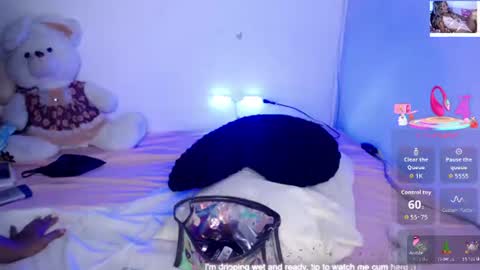 Snapshot of ninatinydoll1 chatting on 3, 8, 2026 ninatinydoll1 online show from 3, 8, 2026