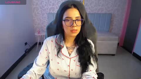 Snapshot of ninfa_ch chatting on 25, 1, 2025 Ninfa online show from 25, 1, 2025