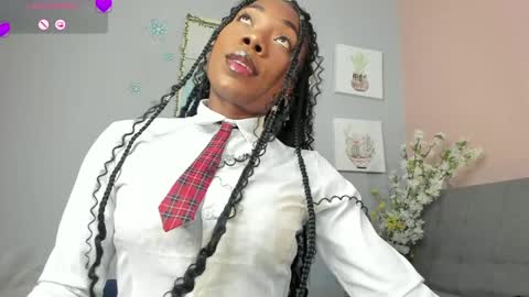 Snapshot of nini_martinii chatting on 1, 2, 2025 NINI  online show from 1, 2, 2025