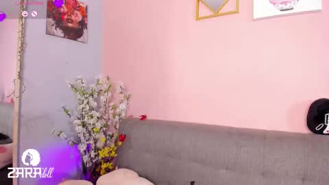 Snapshot of nini_martinii chatting on 20, 9, 2025 NINI  online show from 20, 9, 2025