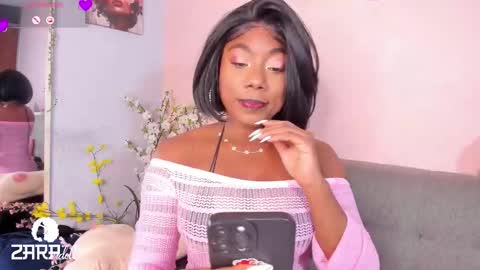 Snapshot of nini_martinii chatting on 18, 10, 2025 NINI  online show from 18, 10, 2025