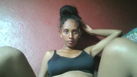 Snapshot of ninie246746 chatting on 8, 2, 2025 ninie246746 online show from 8, 2, 2025