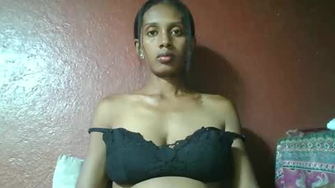 Snapshot of ninie246746 chatting on 21, 2, 2025 ninie246746 online show from 21, 2, 2025