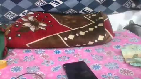 Snapshot of ninie246746 chatting on 8, 3, 2026 ninie246746 online show from 8, 3, 2026