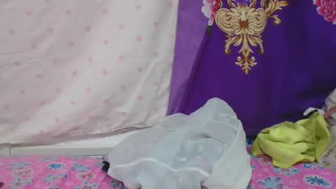 Snapshot of ninie246746 chatting on 20, 3, 2026 ninie246746 online show from 20, 3, 2026