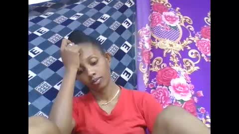 ninie246746 online show from 29, 4, 2026