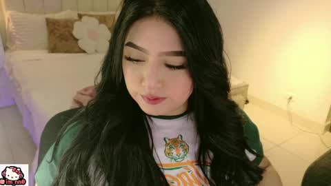 Nina online show from 16, 4, 2026