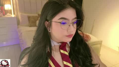 Nina online show from 28, 4, 2026