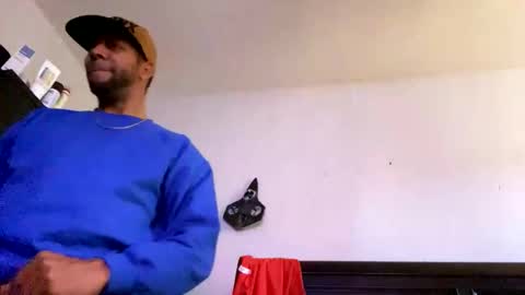 ninolindo919 online show from 10, 10, 2025