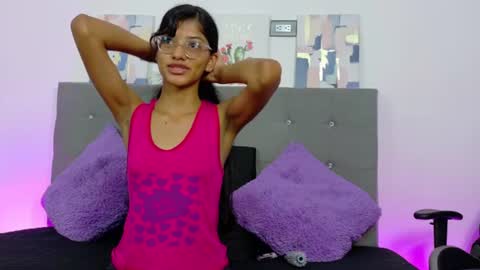 Snapshot of nira_lux chatting on 25, 6, 2026 Nira Lux online show from 25, 6, 2026